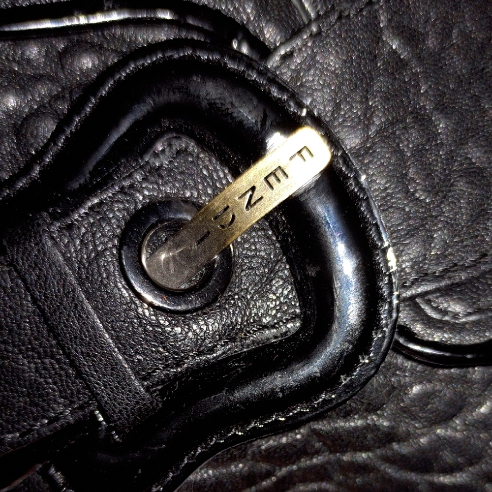 Fendi Black Crocodile Leather Heeled Boots - Picture 2 of 6
